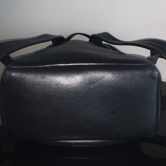 Authentic BALENCIAGA medium-sized backback. Genuine leather. Lightly used. - Picture 5 of 7